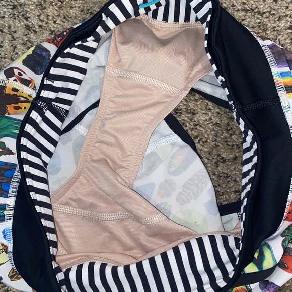 EUC Lululemon SE Speed Shorts - Picture 4 of 4